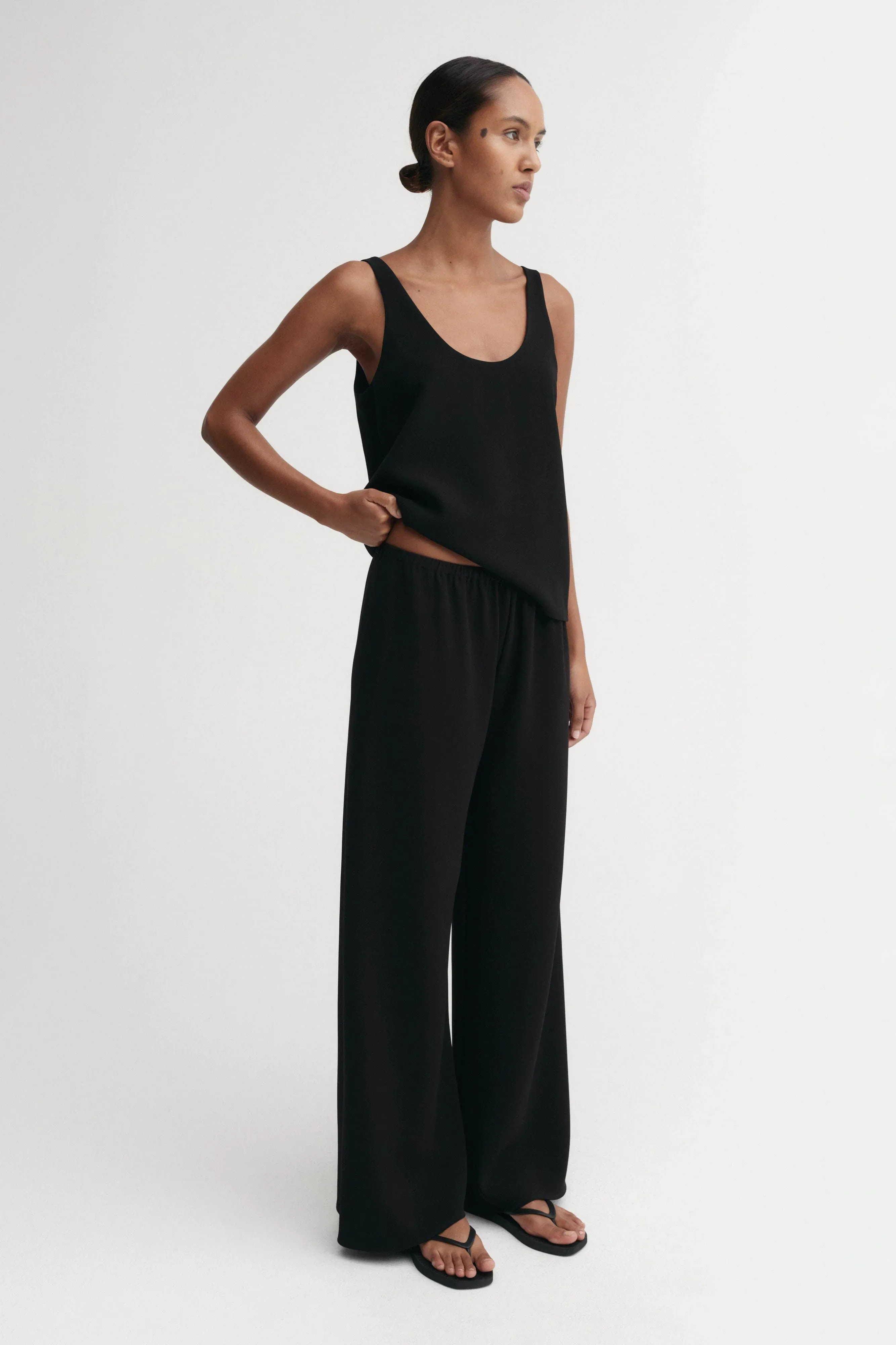 Almada Bea Crepe Pant in Black