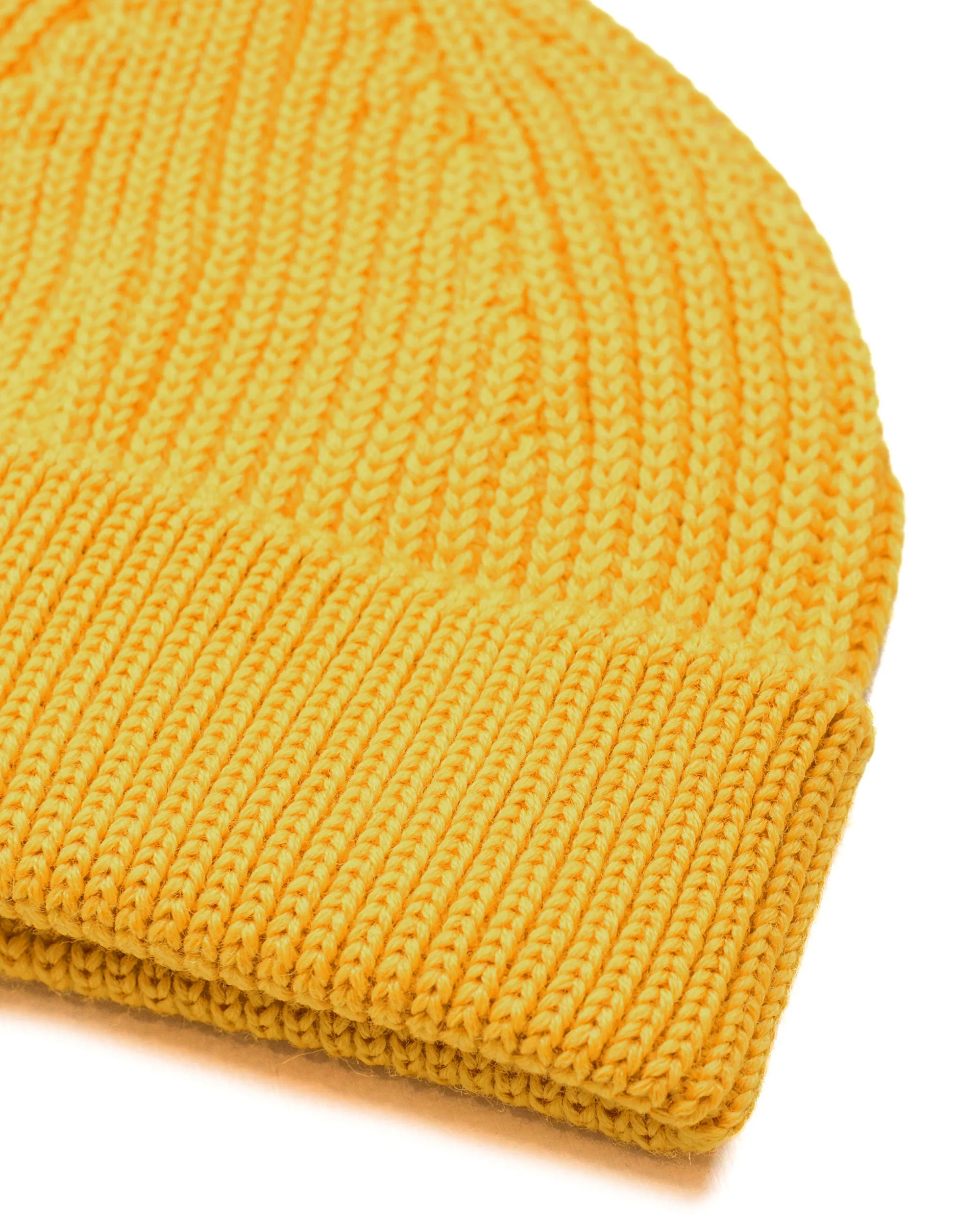 Short Yellow Andersen-Andersen Beanie with Optimal Design