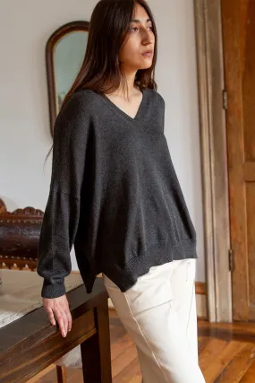 Anna Pima Cotton V Neck Pullover in Charcoal