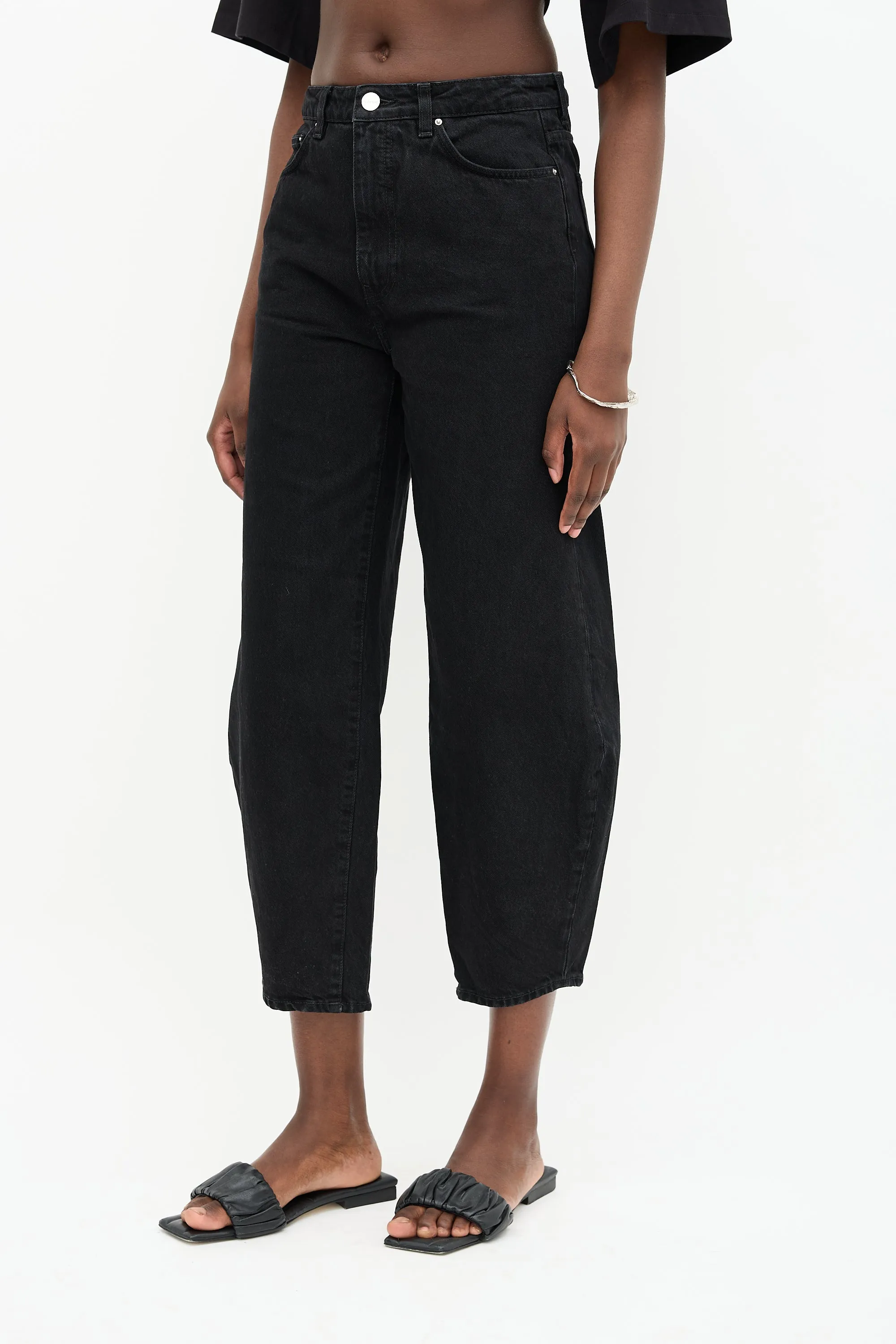 Barrel Leg Jeans