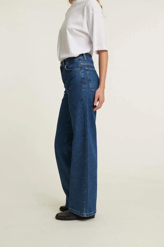 Enya Jeans - Mid Blue