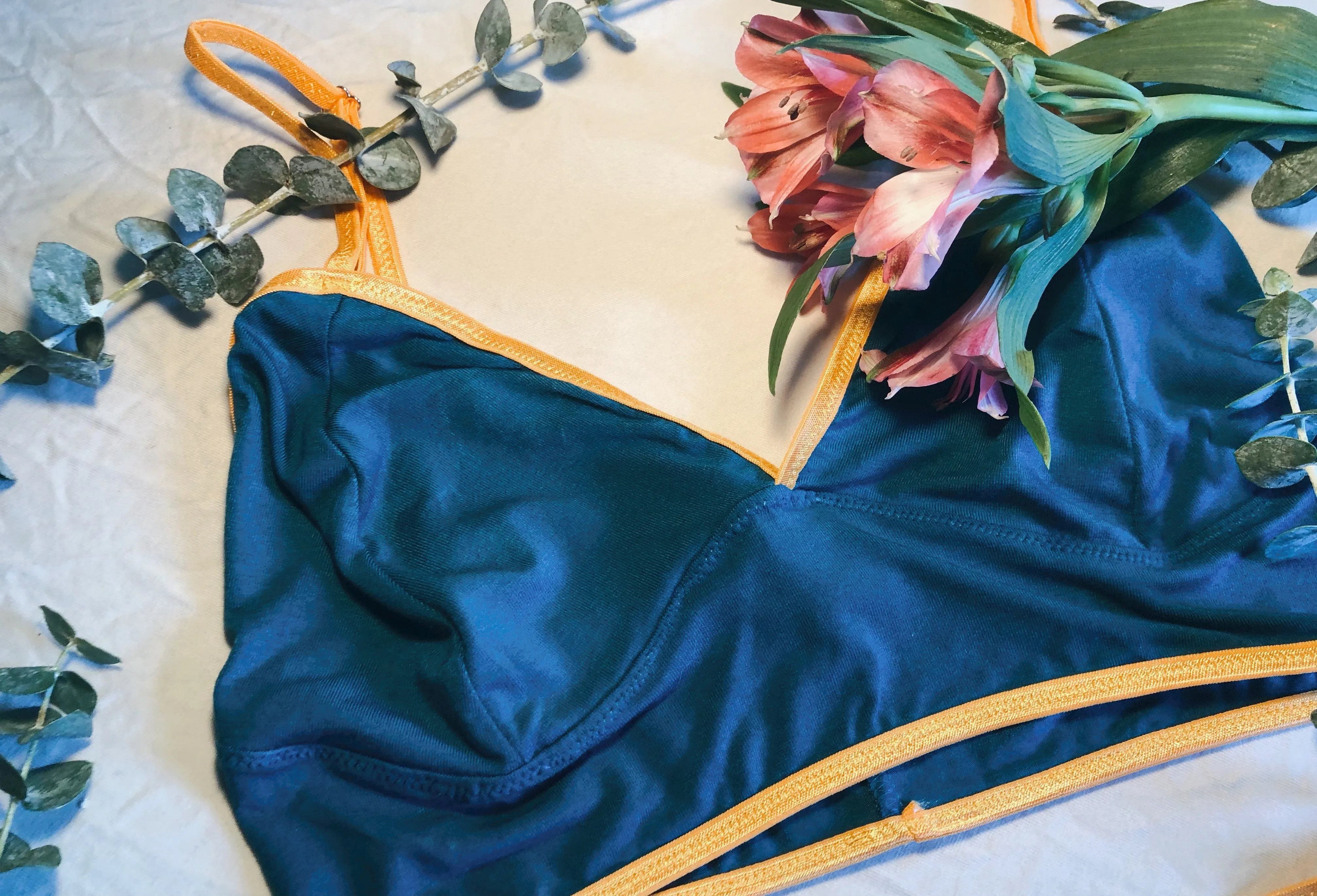 Organic Delight Garden Lingerie Set