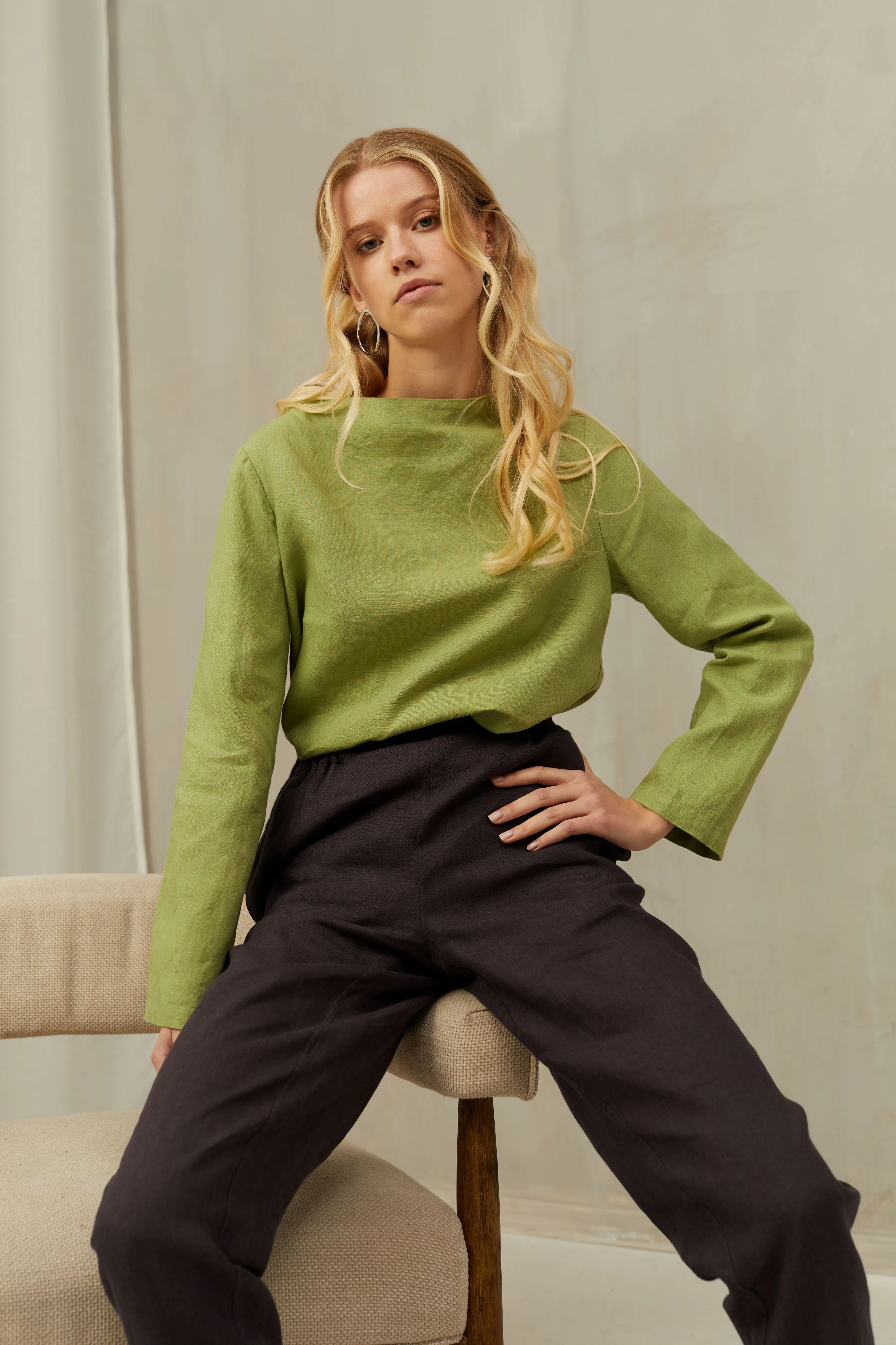 Linen Blouse AYA With Higher Neck