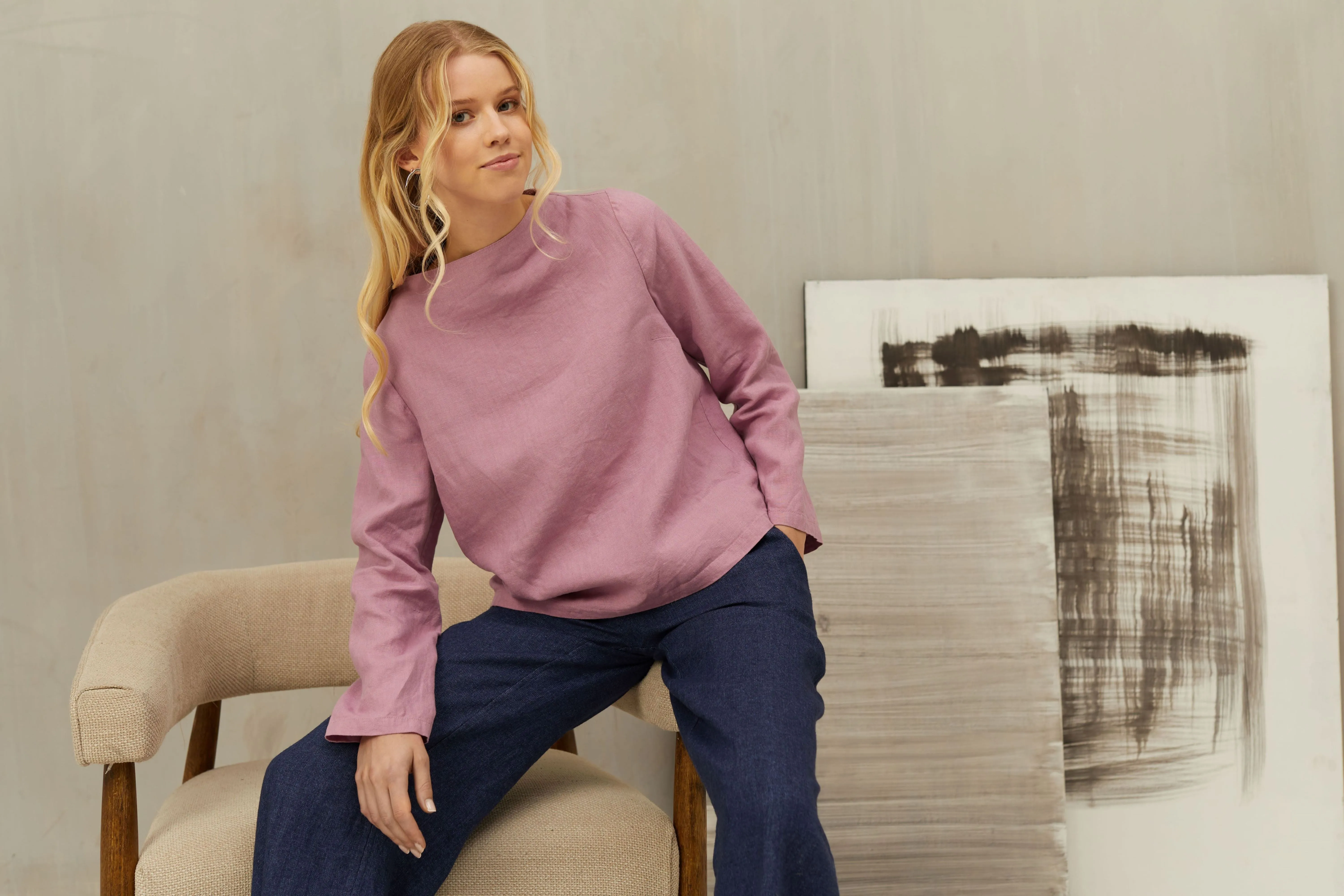 Linen Blouse AYA With Higher Neck