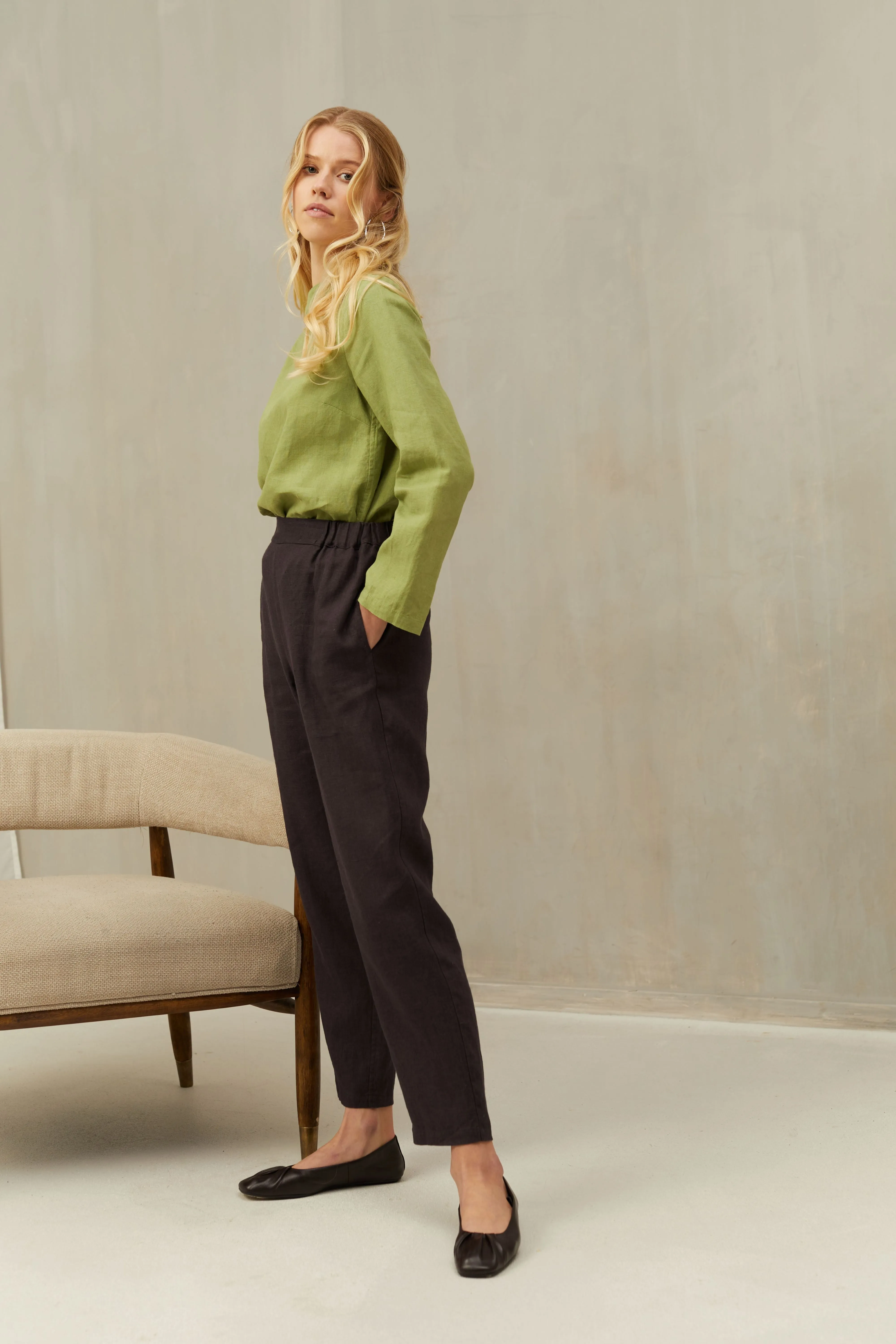 Linen Blouse AYA with Long Sleeves and Higher Neck