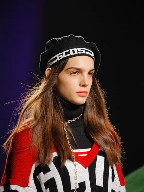 logo knitted beanie