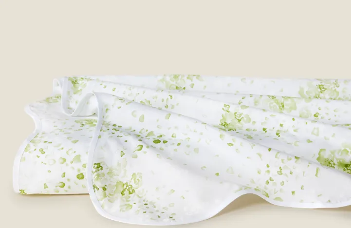 'M'ama Non M'ama' Bed Linen by Pratesi