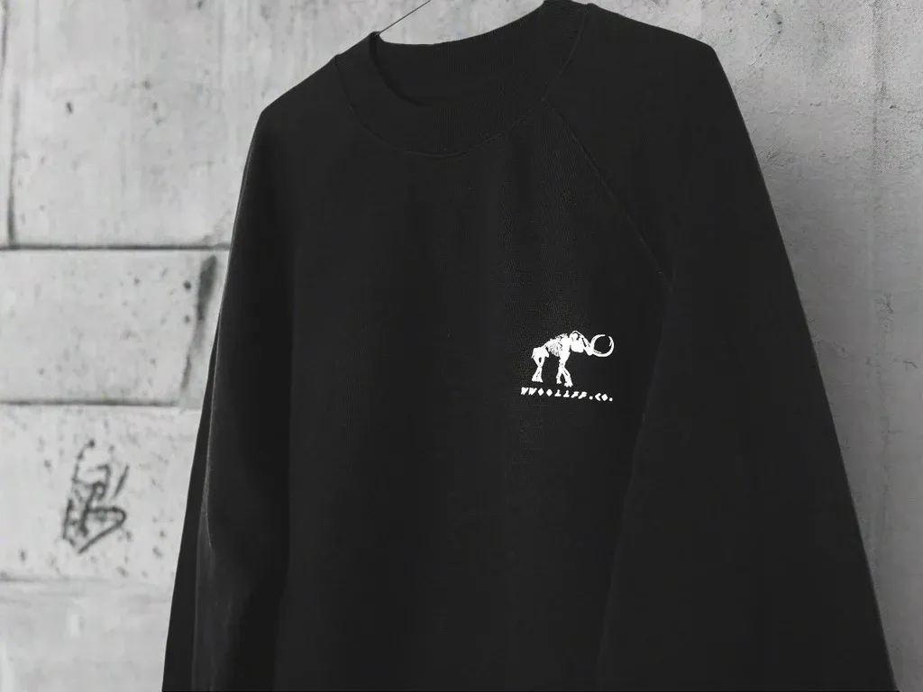 Mammoth | Oversized Black Sweatshirt
