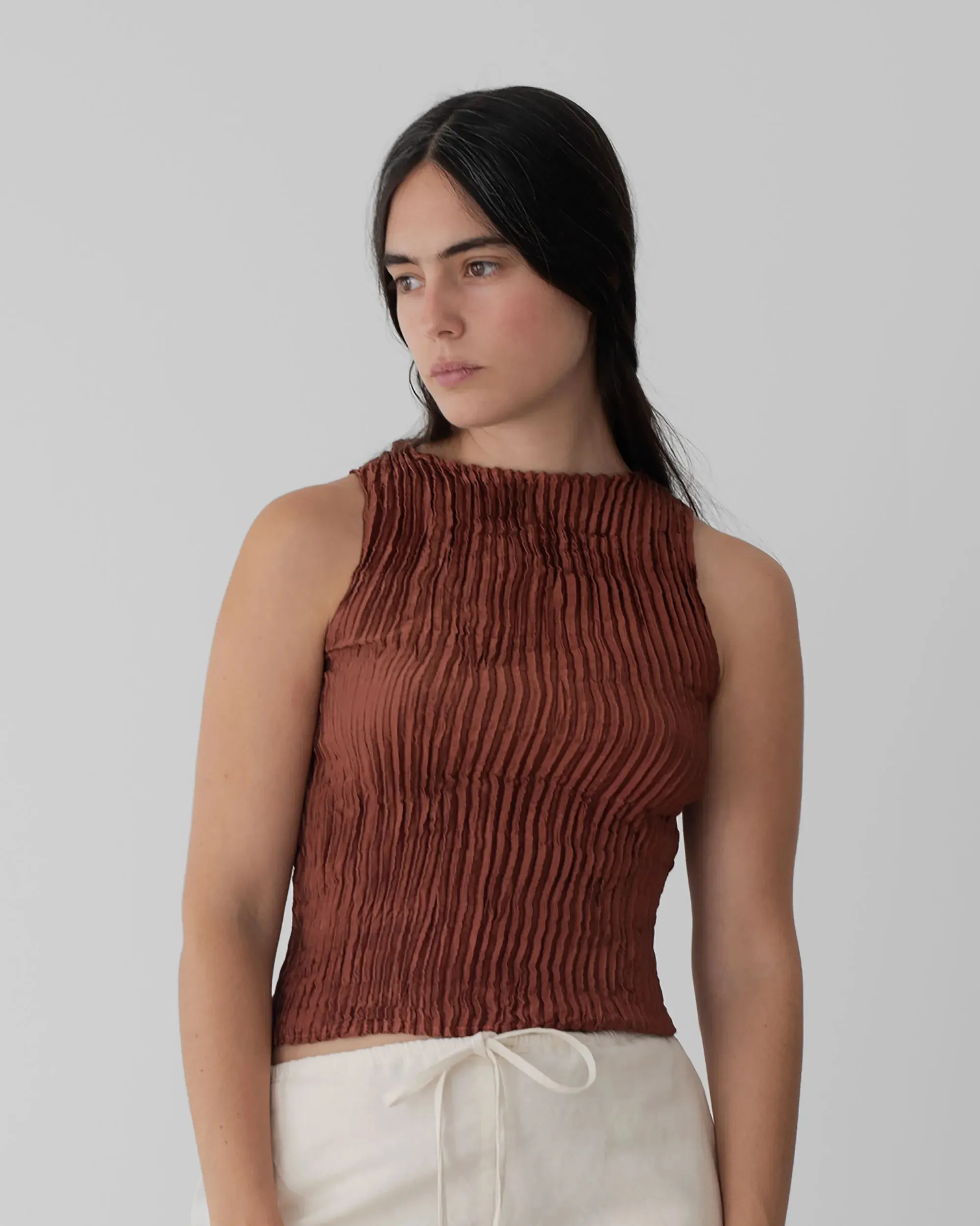 Luxurious Silk Plissé Tank Top in Rich Mahogany Brown